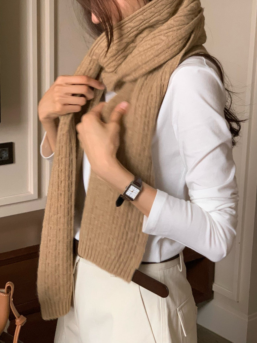 Wool Cashmere Cable Knit Muffer