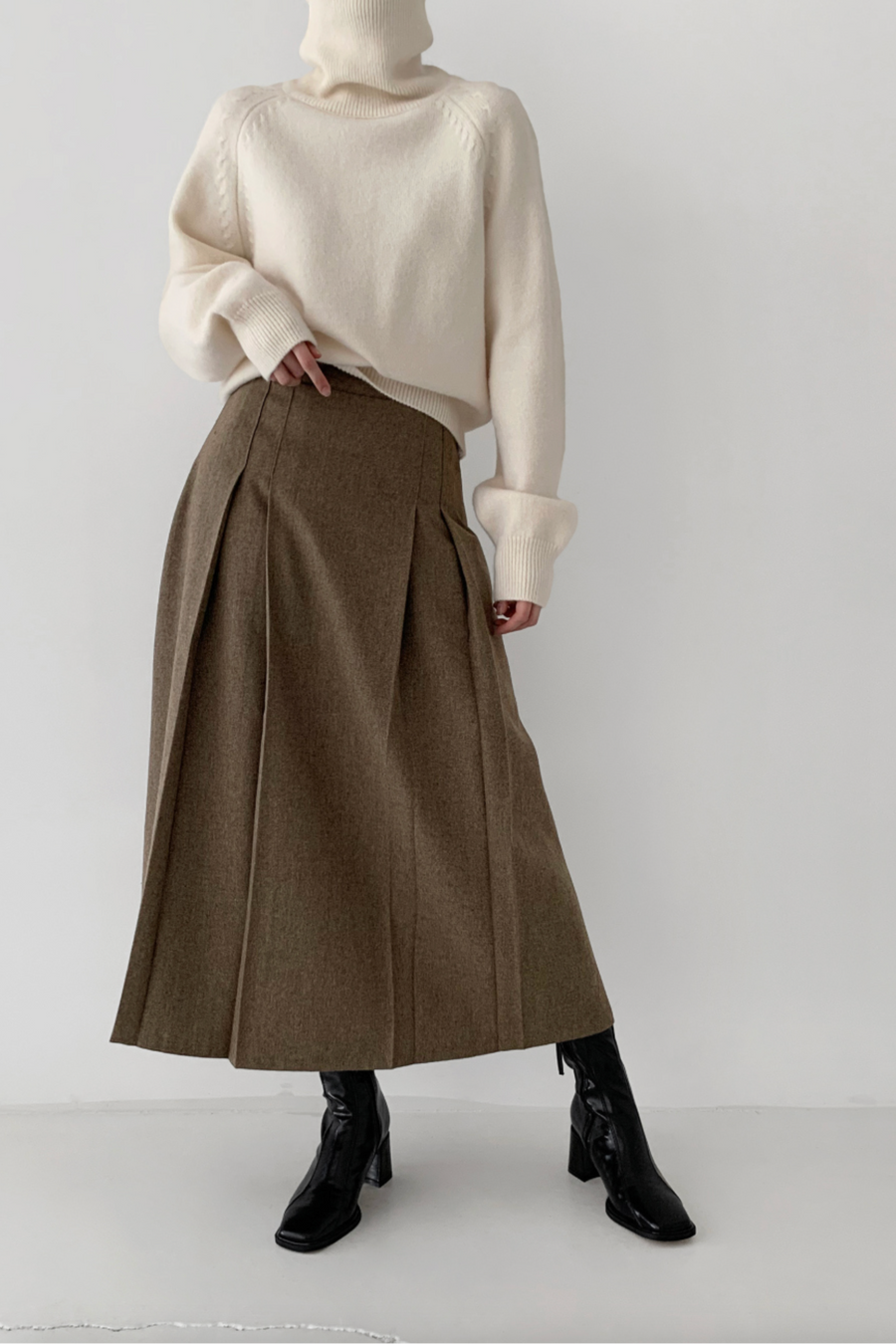 Classy Wool Skirt (PREORDER)